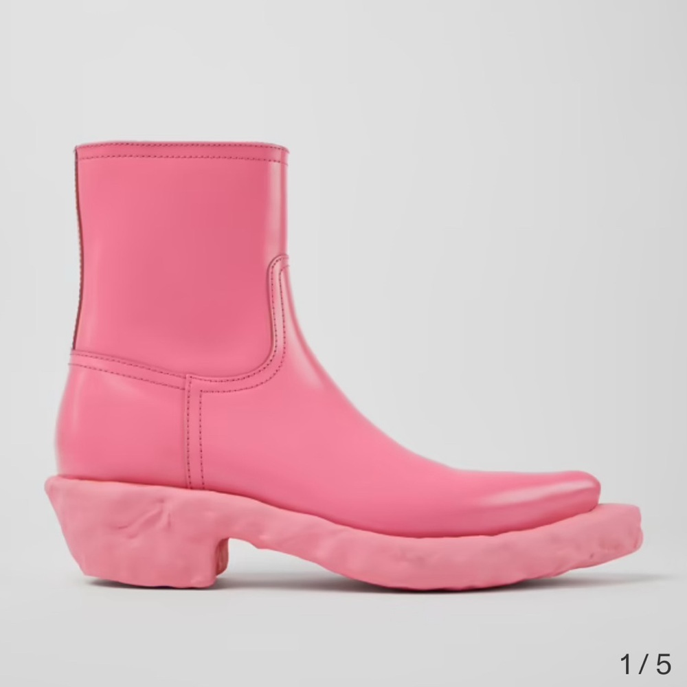 Venga Camper Leather Boots.